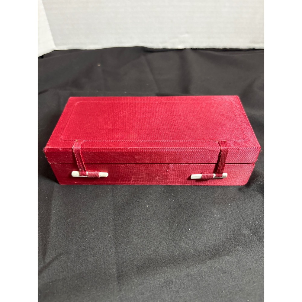 Vintage Wine Bottle Stoppers in Red Silk Lined Presentation Box Set‎